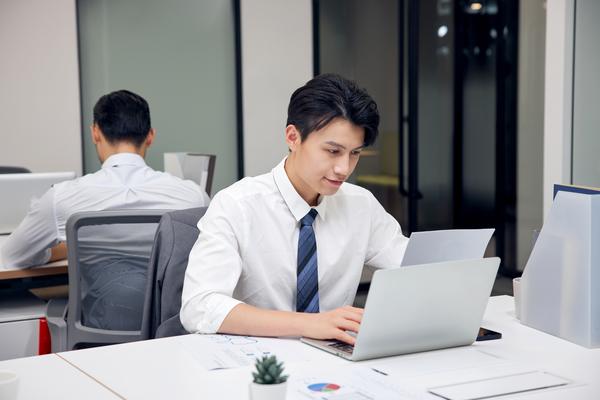 《同事结婚，红包预算如何定？》图1