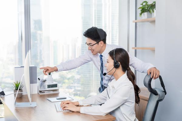 香港同事结婚,应该送什么礼物呢?图1