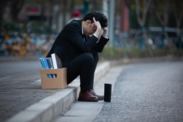 法院新闻子女不赡养老人，法院严惩擅离职孝的行为 图1