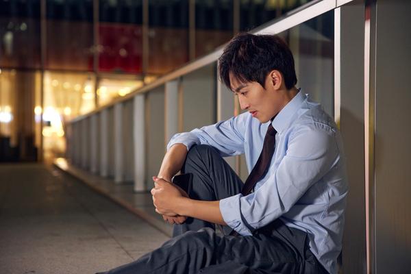 异地分居久了，如何缓解疲惫与压力？图1