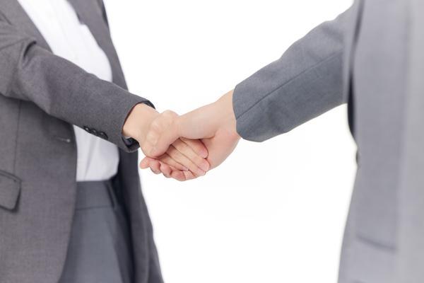 《礼仪培训：如何提升高端营销人员的职场形象与竞争力》图1