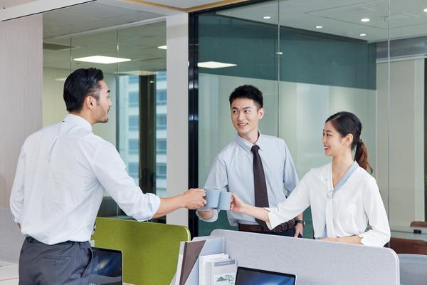 “分居5年了，他们还有联系吗？”：探究人际关系中的复杂性 图2