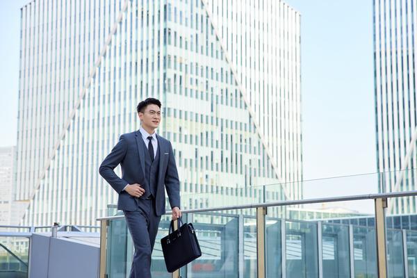 《分居两地上班的夫妻：与事业的平衡之道》 图2