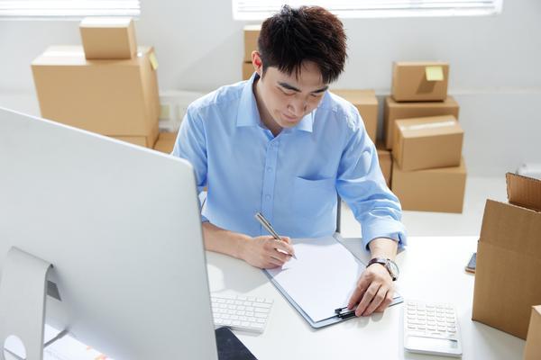 男子开网店自买自卖薅运费险20多万 骗保终落法网 图2
