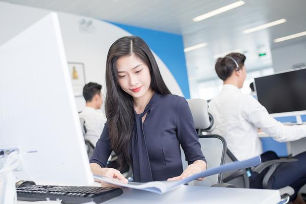 高管重婚罪：职场道德的沦丧与法律制裁图1