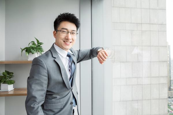 售楼小姐结婚|职场人士婚姻法律风险及防范 图2