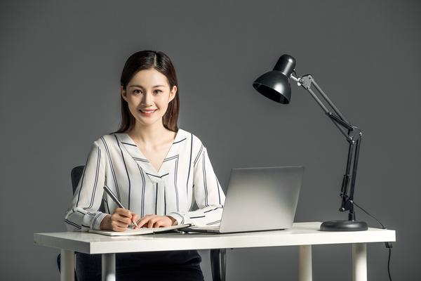 浙江绍兴小夫妻因工作原因分居4个月，感情备受考验 图1