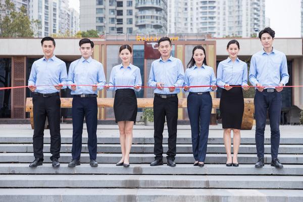 附近离婚律师谁专业：如何选择专业的离婚律师 图1