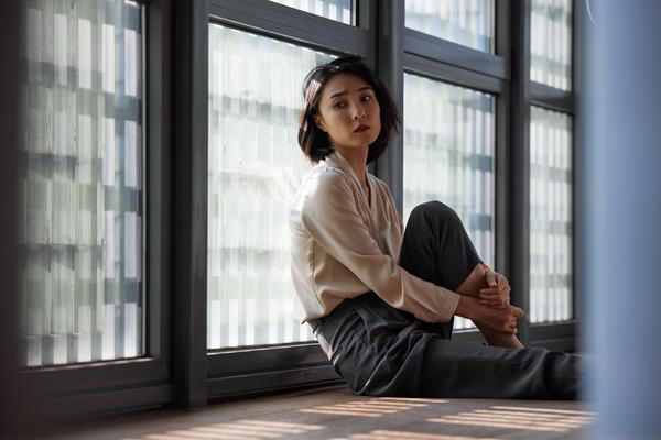 《两地分居时期的:分手诗句中的悲伤与无奈》图1