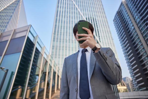手机制作结婚请柬的法律问题解析与实务操作指南 图1
