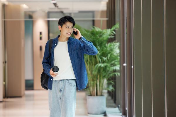 《新闻婚前协议全文曝光：揭秘当下年轻人婚前协议的走红现象》图1