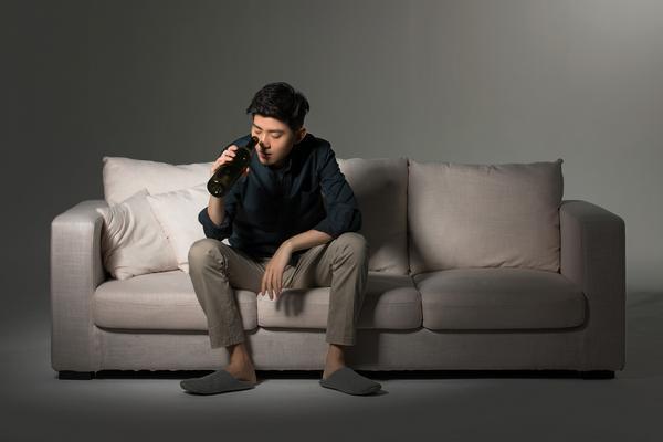 反对家庭暴力讲座心得体会与法律思考 图1