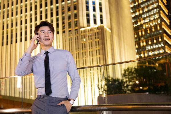 分居两年的夫妻打电话：法律上的权利与义务 图1