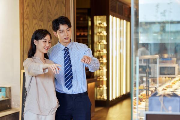 《夫妻分居请注意：给老婆挑选美食的技巧》图1