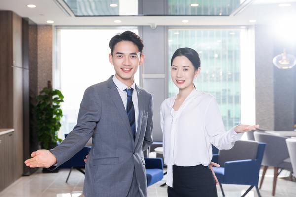 《分居经济独立的说说：独立生活的利弊与心得》图1