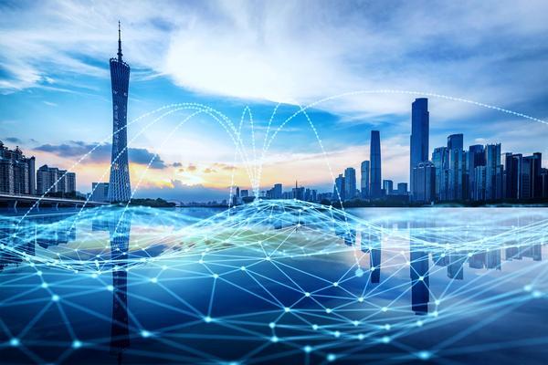 《手机危害家庭关系：如何平衡科技与亲情》 图1