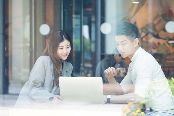 房产中介离婚律师收费多少：揭秘行业内部标准 图2