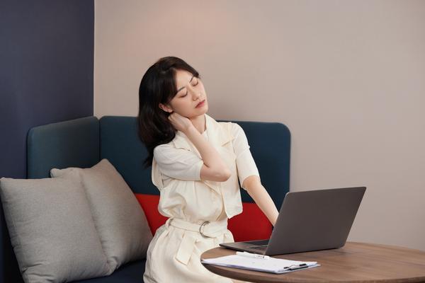 《家庭关系不和谐，如何化解压力与疲惫？》 图1