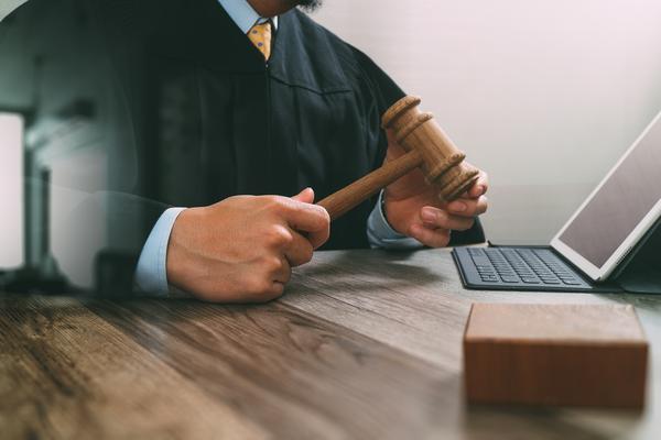 刑事自诉重婚可以索赔吗？法律解读与实务分析 图2