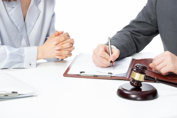 重婚罪辩护律师的专业解析与实务分析 图2