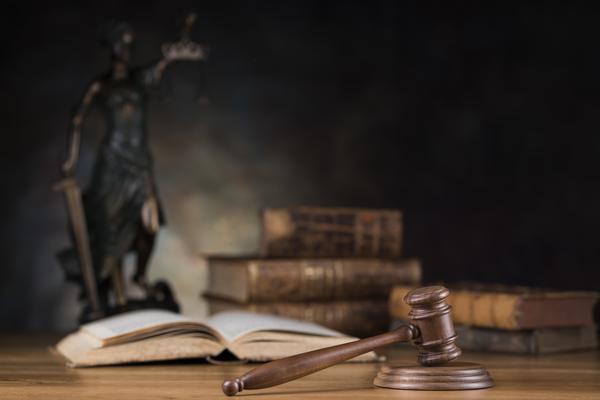 赡养老人：儿女不可推卸的责任与法律保障