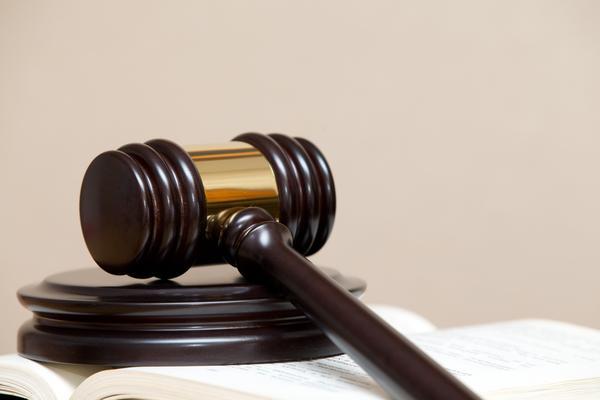 如何与男友签订婚前协议合同：法律依据与注意事项 图1