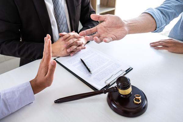 婚姻法规定财产问题：婚前婚后财产划分与离
