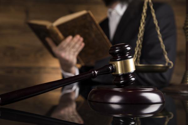离婚律师与前妻的情感纠葛：司法实践中的伦理困境 图2