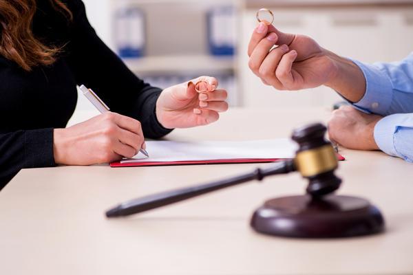 十堰着名离婚律师：专业解析与实务指南 图2