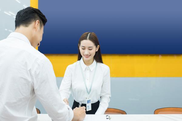 夫妻分居两地，用图片记录思念与陪伴 图2