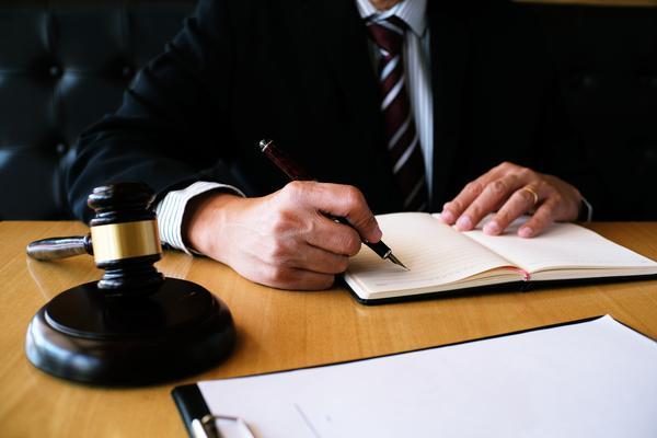 离婚律师查询指南：法律的选择与注意事项 图1