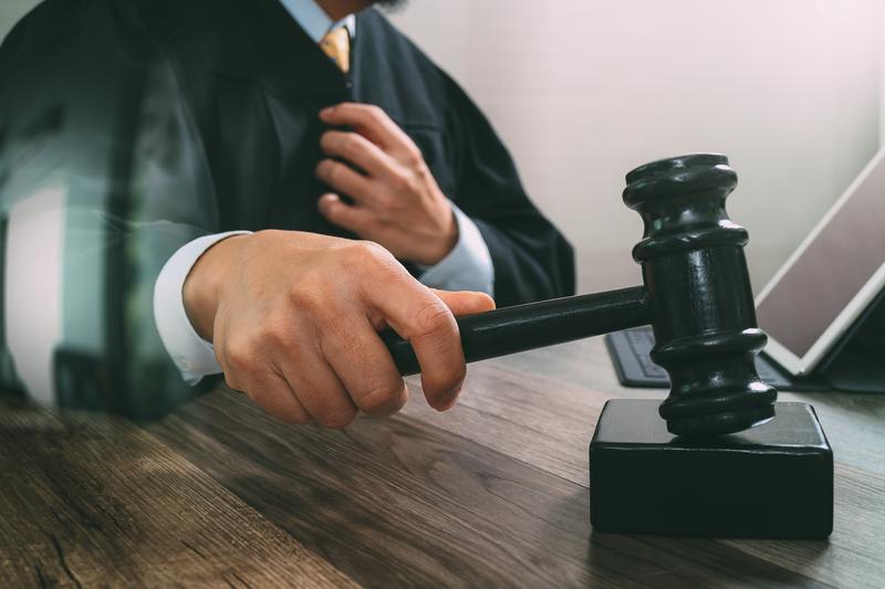 离婚律师收费标准与法律服务解析 图2