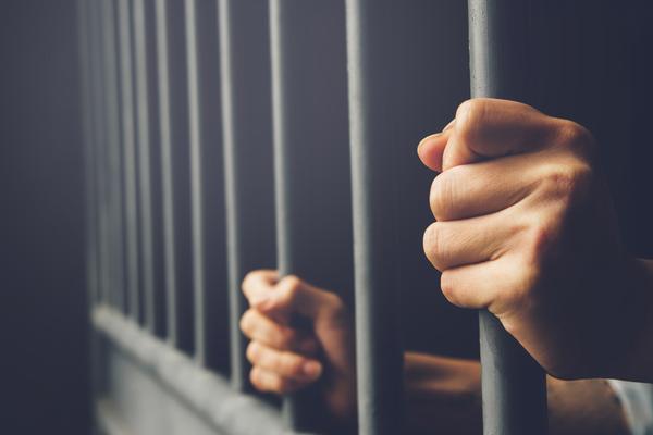 《刑事拘留家属的探视权益与程序探讨》图1