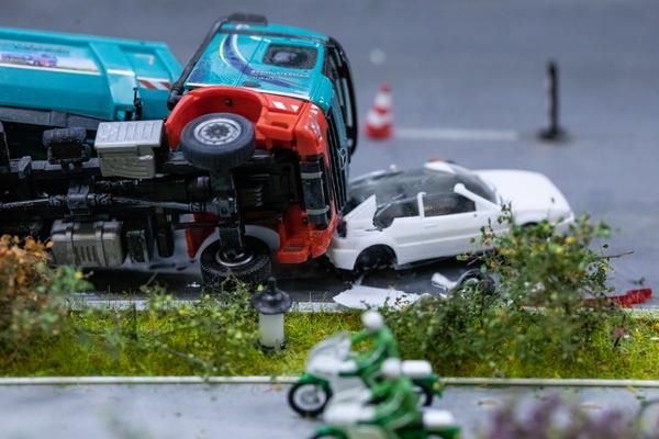 工业机器人安全事故急救操作：从零开始，掌握关键步骤！ 图2