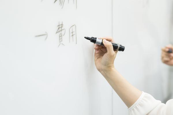揭秘传销背后的假结婚真相：情感操控与欺诈行为图1