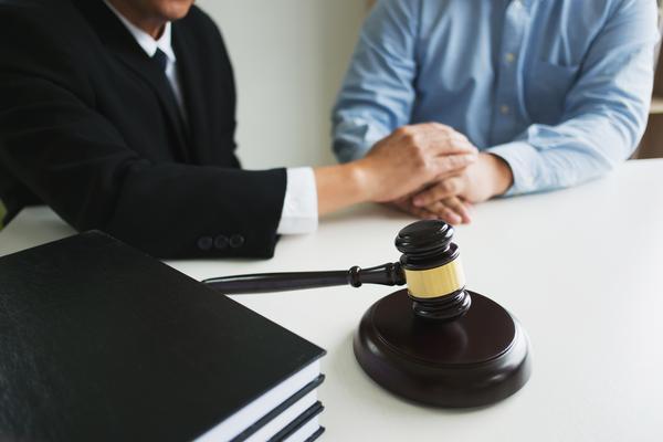 离婚起诉书会写律师吗？|离婚诉讼流程及法律援助解析 图2
