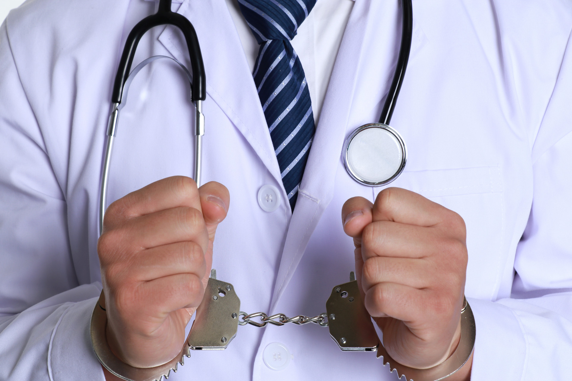 《被结婚男人欺骗：情感欺诈的警示》图1