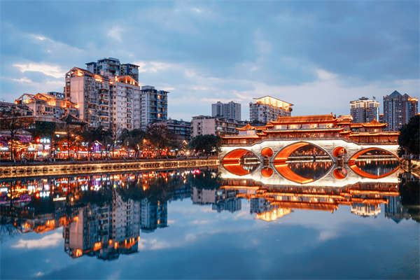 网红夫妻分居后首次同框，罕见互动引网友热议！图片曝光图1